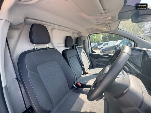 Ford Transit Custom SWB L1H1 Low Roof 280 Limited Air Con Alloys Cruise EURO 6 15