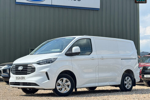 Ford Transit Custom SWB L1H1 [SOLD SM] Low Roof 280 Limited Air Con Alloys Cruise EURO 6