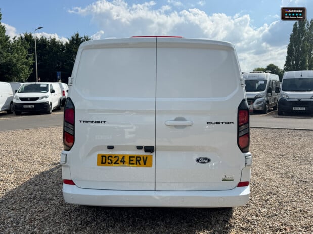 Ford Transit Custom SWB L1H1 [SOLD SM] Low Roof 280 Limited Air Con Alloys Cruise EURO 6 7