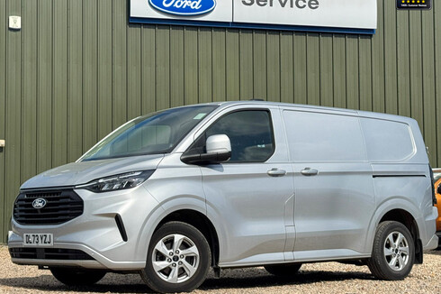 Ford Transit Custom SWB L1H1 Low Roof 280 Limited Air Con Alloys Cruise EURO 6