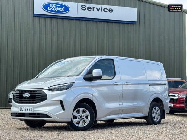 Ford Transit Custom SWB L1H1 Low Roof 280 Limited Air Con Alloys Cruise EURO 6 1