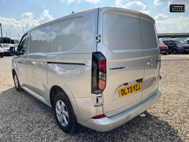 Ford Transit Custom SWB L1H1 Low Roof 280 Limited Air Con Alloys Cruise EURO 6 10