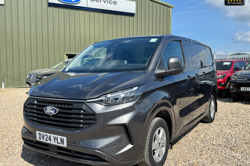 Ford Transit Custom SWB L1H1 Low Roof 280 Limited Air Con Alloys Cruise Sensors EURO 6