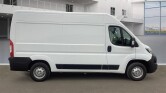 Peugeot Boxer MWB L2H2 Medium Roof Professional Air Con Nav Sensors EURO 6 5