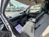 Peugeot Partner SWB L1H1 Bluehdi Professional Air Con Sensors EURO 6 12