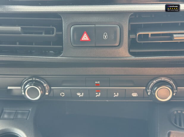 Peugeot Partner SWB L1H1 Bluehdi Professional Air Con Sensors EURO 6 33