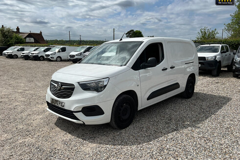Vauxhall Combo LWB L2H1 Low Roof 2300 Sportive Air Con Nav Sensors EURO 6 NO VAT