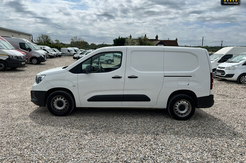 Vauxhall Combo LWB L2H1 Low Roof 2300 Edition EURO 6 NO VAT
