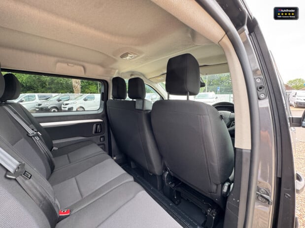 Vauxhall Vivaro Crew Cab LWB L2H1 F3100 Dynamic Air Con Sensors EURO 6 NO VAT 17