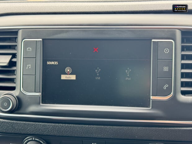 Vauxhall Vivaro Crew Cab LWB L2H1 F3100 Dynamic Air Con Sensors EURO 6 NO VAT 31