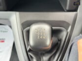 Vauxhall Vivaro Crew Cab LWB L2H1 F3100 Dynamic Air Con Sensors EURO 6 NO VAT 36