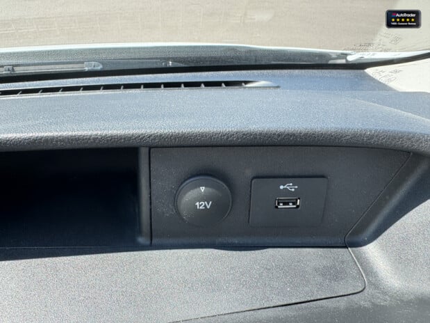 Ford Transit LWB L3H3 High Roof 350 Leader Air Con EURO 6 23