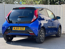Toyota Aygo 1.0 VVT-i x-clusiv Hatchback 5dr Petrol x-shift Euro 6 (Safety Sense) (71 p 4