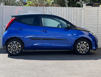 Toyota Aygo 1.0 VVT-i x-clusiv Hatchback 5dr Petrol x-shift Euro 6 (Safety Sense) (71 p 5