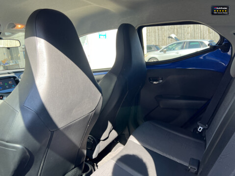 Toyota Aygo (Sold) 1.0 VVT-i x-clusiv Hatchback 5dr Petrol x-shift Euro 6 (Safety Sense 15