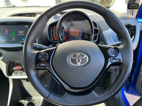 Toyota Aygo (Sold) 1.0 VVT-i x-clusiv Hatchback 5dr Petrol x-shift Euro 6 (Safety Sense 21