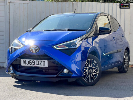 Toyota Aygo 1.0 VVT-i x-clusiv Hatchback 5dr Petrol x-shift Euro 6 (Safety Sense) (71 p