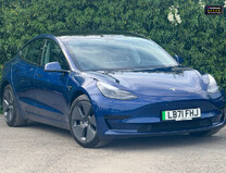 Tesla Model 3 Standard Range Plus Saloon 4dr Electric Auto RWD (241 bhp) 2