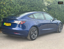 Tesla Model 3 Standard Range Plus Saloon 4dr Electric Auto RWD (241 bhp) 3