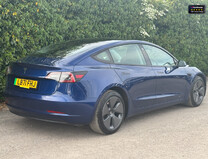 Tesla Model 3 Standard Range Plus Saloon 4dr Electric Auto RWD (241 bhp) 32