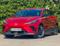 MG MG4 64kWh SE Long Range Hatchback 5dr Electric Auto (203 ps) 1