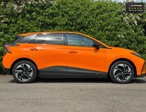 MG MG4 (Sold) 64kWh Trophy Long Range Hatchback 5dr Electric Auto (203 ps) 4