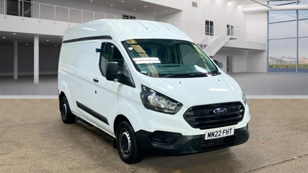 Ford Transit Custom LWB L2H2 High Roof 300 Leader Navigation EURO 6 2