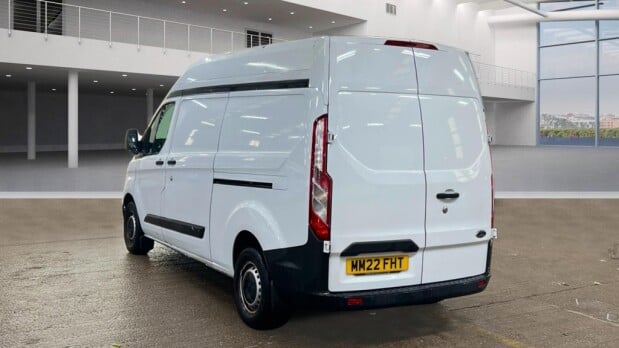 Ford Transit Custom LWB L2H2 High Roof 300 Leader Navigation EURO 6 3