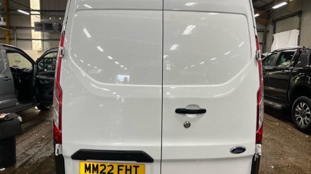 Ford Transit Custom LWB L2H2 High Roof 300 Leader Navigation EURO 6 5