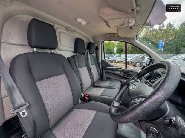 Ford Transit Custom LWB L2H2 [SOLD MT] High Roof 300 Leader Navigation EURO 6 14