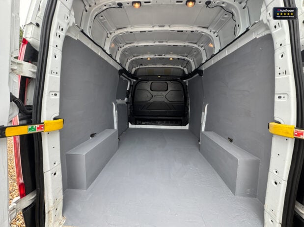 Ford Transit Custom LWB L2H2 [SOLD MT] High Roof 300 Leader Navigation EURO 6 9