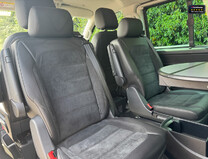Volkswagen Caravelle 2.0 TDI BlueMotion Tech Executive MPV 5dr Diesel DSG Euro 6 (s/s) (150 ps) 9