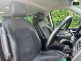 Volkswagen Caravelle 2.0 TDI BlueMotion Tech Executive MPV 5dr Diesel DSG Euro 6 (s/s) (150 ps) 12