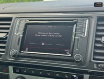 Volkswagen Caravelle 2.0 TDI BlueMotion Tech Executive MPV 5dr Diesel DSG Euro 6 (s/s) (150 ps) 25