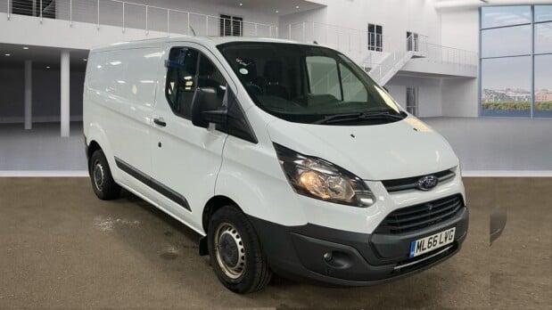 Ford Transit Custom SWB L1H1 Low Roof 290 Sensors Tow Bar EURO 6 2
