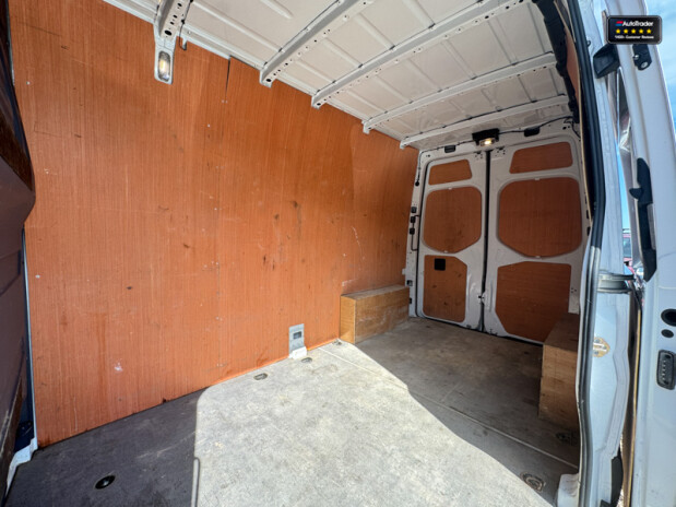 Mercedes-Benz Sprinter MWB L2H2 Medium Roof 315 Cdi Premium Air Con Cruise EURO 6 11