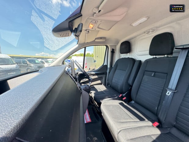 Ford Transit Custom LWB L2H1 Low Roof 300 Limited Air Con Alloys Camera Sensors EURO 6 13