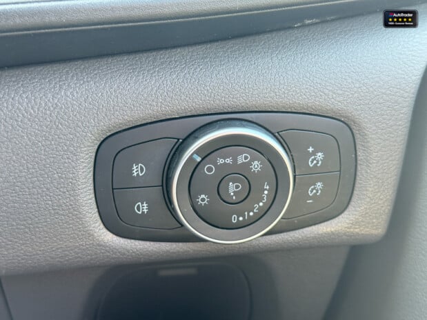 Ford Transit Custom LWB L2H1 Low Roof 300 Limited Air Con Alloys Camera Sensors EURO 6 22