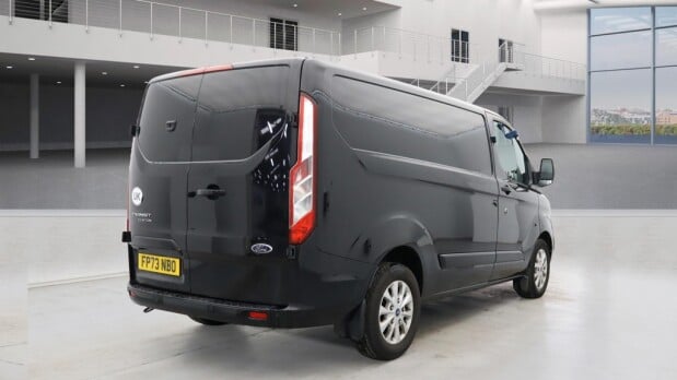 Ford Transit Custom SWB L1H1 Low Roof 300 Limited Air Con Alloys Camera Sensors EURO 6 4