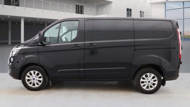 Ford Transit Custom SWB L1H1 Low Roof 300 Limited Air Con Alloys Camera Sensors EURO 6 6
