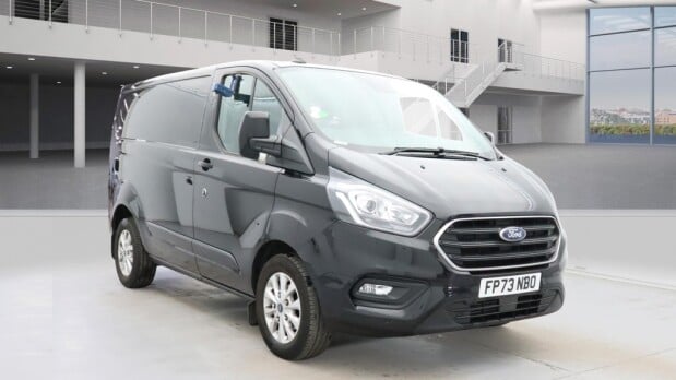 Ford Transit Custom SWB L1H1 Low Roof 300 Limited Air Con Alloys Camera Sensors EURO 6 2