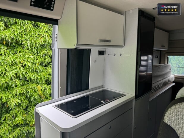 Hymer Free Free 600|4 Berth|4 Belt|Pop Top|Shower VANLUX 11