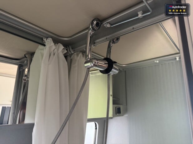 Hymer Free Free 600|4 Berth|4 Belt|Pop Top|Shower VANLUX 17