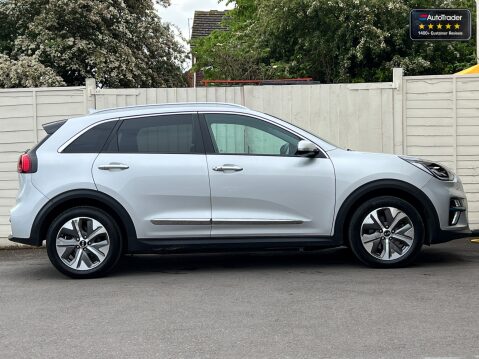 Kia Niro Sold 64kWh 4 Plus SUV 5dr Electric Auto (201 bhp)[Tadley] 4
