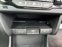 Kia Niro Sold 64kWh 4 Plus SUV 5dr Electric Auto (201 bhp)[Tadley] 27