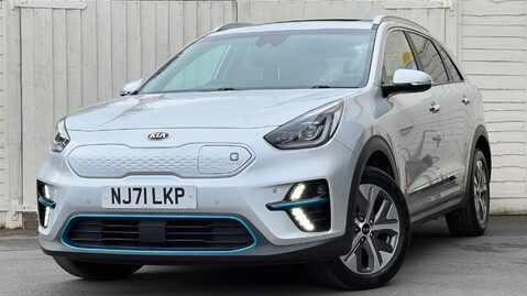Kia Niro Sold 64kWh 4 Plus SUV 5dr Electric Auto (201 bhp)[Tadley] 