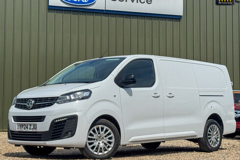 Vauxhall Vivaro LWB L2H1 Low Roof F3100 Pro Air Con Nav Sensors EURO 6