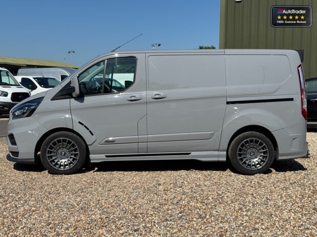 Ford Transit Custom AUTO SWB L1H1 MS-RT 320 Limited Air Con Cam Nav Sensors EURO 6 9