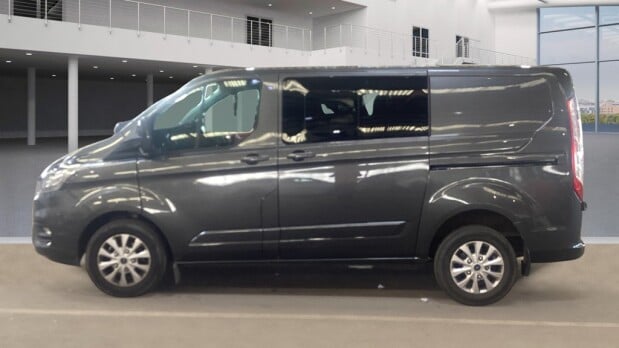 Ford Transit Custom Crew Cab SWB L1H1 300 Limited Air Con Alloys Cam Sensors EURO 6 6