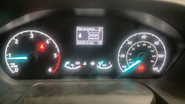 Ford Transit Custom Crew Cab SWB L1H1 300 Limited Air Con Alloys Cam Sensors EURO 6 10